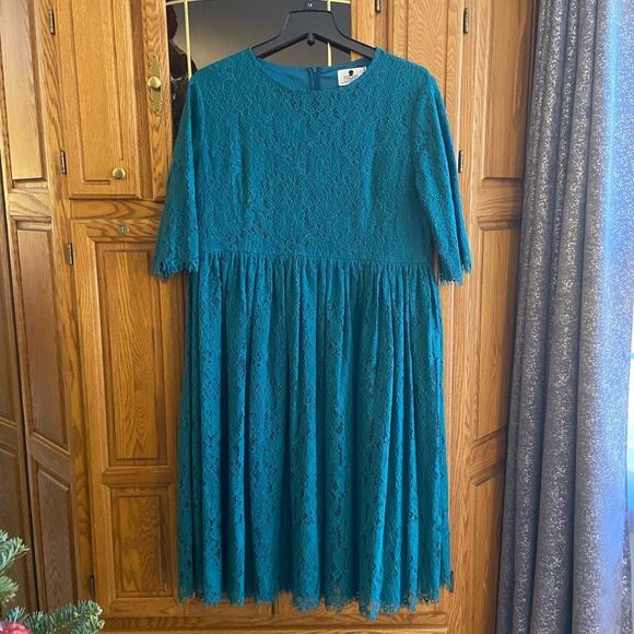 Dainty Jewells Graceful in Lace Jade Modest Dark Green Lace Fit and Flare Dress - Picture 3 of 13